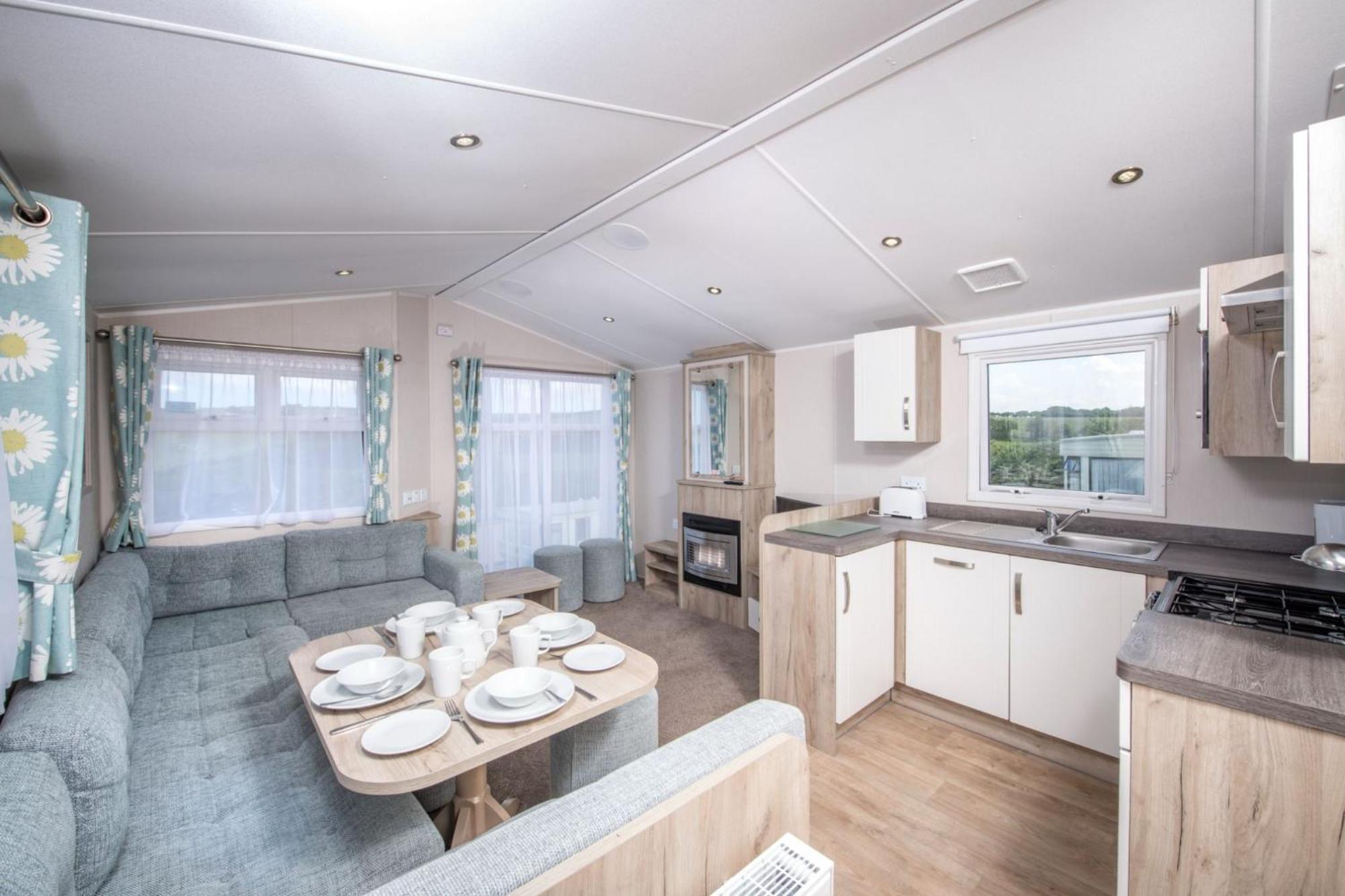 Llanrhidian Holiday Park Llanmorlais Esterno foto